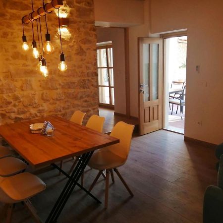 טוראני Apartments Dalmatian Stone House מראה חיצוני תמונה