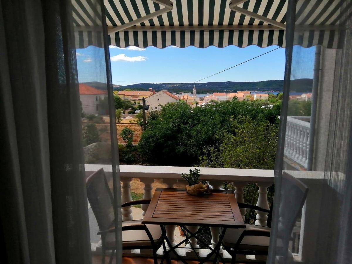טוראני Apartments Dalmatian Stone House מראה חיצוני תמונה