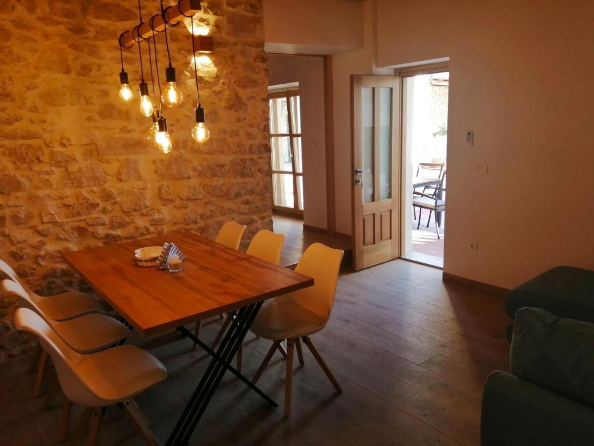 טוראני Apartments Dalmatian Stone House מראה חיצוני תמונה